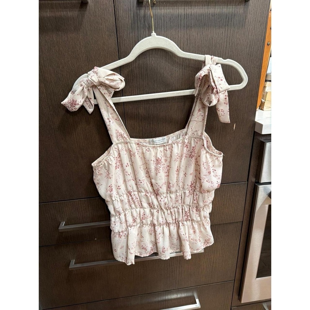 Paper Crane floral smocked tank top a cream floral women's large